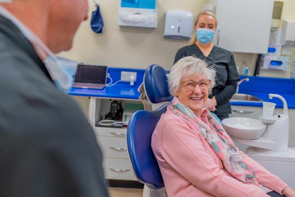 State-of-the-art dental equipment and technology at Foxley Lane Dental in Purley for emergency and routine dental treatments.